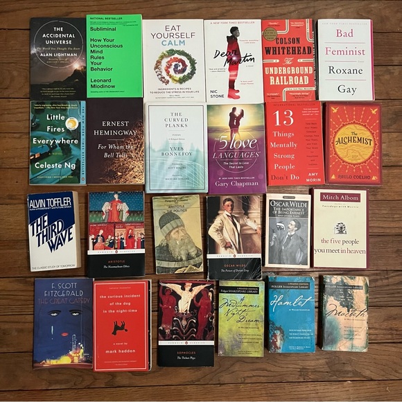 BOOKS! - Picture 4 of 5